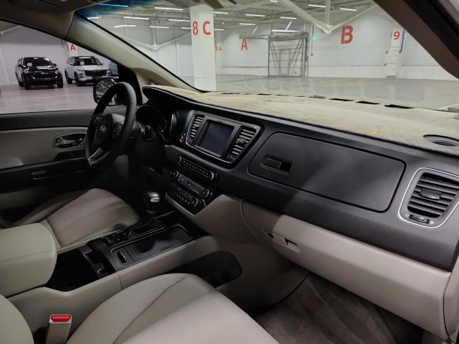Kia Carnival III Казань  - изображение 13