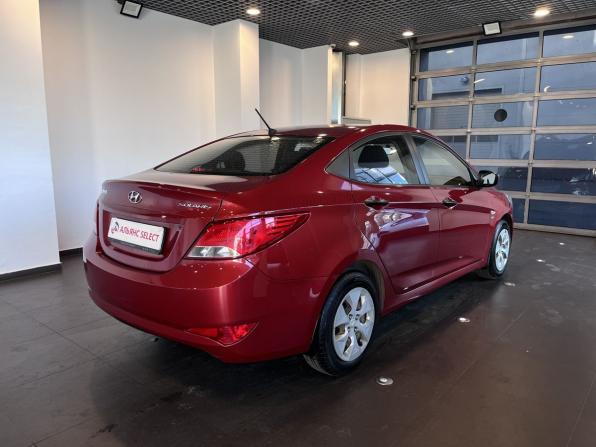Hyundai Solaris I Рестайлинг с пробегом 2015 года, цена 1 270 000 рублей, 60973 км, седан, Автокод Объявления