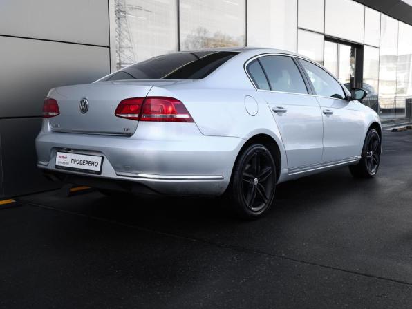 Volkswagen Passat B7 с пробегом 2011 года, цена 949 000 рублей, 174256 км, седан, Автокод Объявления