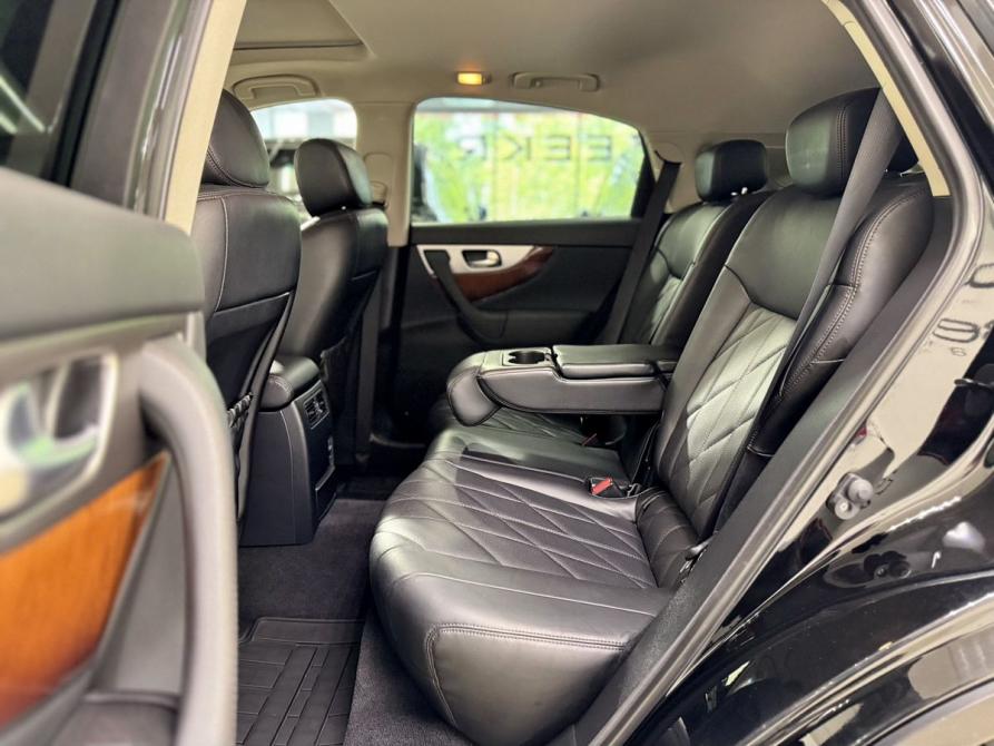 Infiniti QX70 Санкт-Петербург  - изображение 17