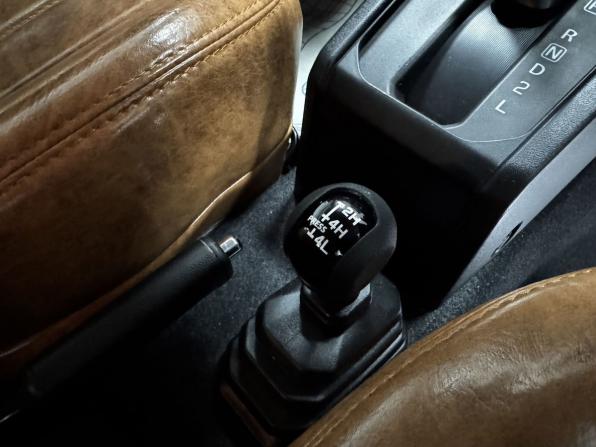 Suzuki Jimny IV с пробегом 2022 года, цена 2 550 000 рублей, 28878 км, внедорожник, Автокод Объявления