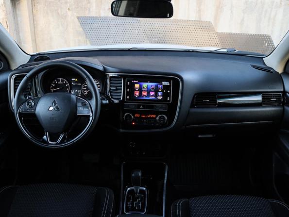 Mitsubishi Outlander III Рестайлинг 3 с пробегом 2019 года, цена 2 297 000 рублей, 84920 км, внедорожник, Автокод Объявления