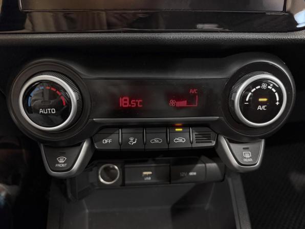 Kia Rio IV Рестайлинг с пробегом 2020 года, цена 1 849 000 рублей, 51733 км, хэтчбек, Автокод Объявления