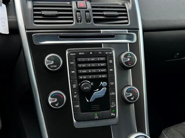 Volvo XC60 I Рестайлинг с пробегом 2017 года, цена 2 997 600 рублей, 78824 км, внедорожник, Автокод Объявления