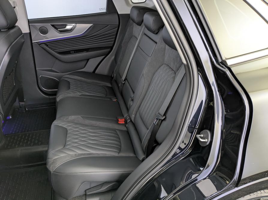 Hongqi HS5 I Рестайлинг Москва  - изображение 12