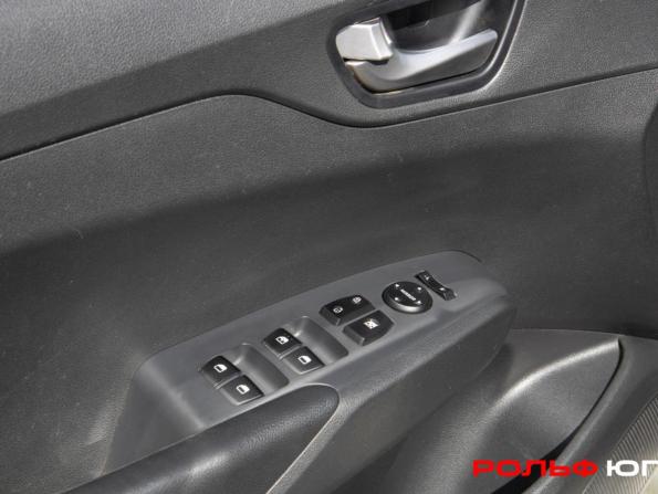 Hyundai Solaris II Рестайлинг с пробегом 2020 года, цена 1 428 000 рублей, 120096 км, седан, Автокод Объявления
