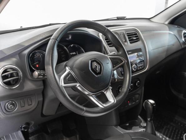 Renault Logan II Рестайлинг с пробегом 2019 года, цена 1 084 000 рублей, 142000 км, седан, Автокод Объявления