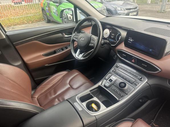 Hyundai Santa Fe IV Рестайлинг с пробегом 2021 года, цена 3 199 000 рублей, 84562 км, внедорожник, Автокод Объявления