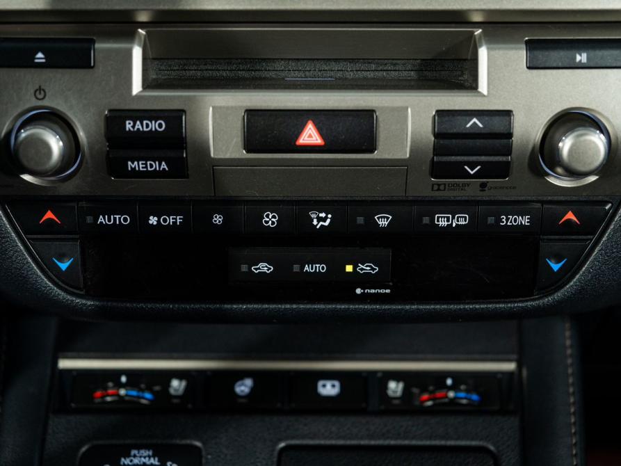 Lexus ES VI Иркутск  - изображение 16