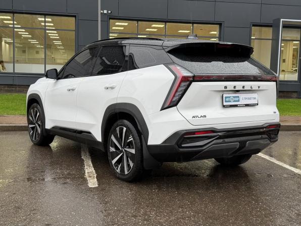 Geely Atlas II с пробегом 2024 года, цена 3 250 000 рублей, 25700 км, внедорожник, Автокод Объявления