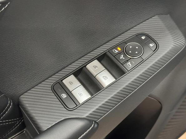 Mitsubishi Outlander IV с пробегом 2023 года, цена 3 970 000 рублей, 66 км, внедорожник, Автокод Объявления