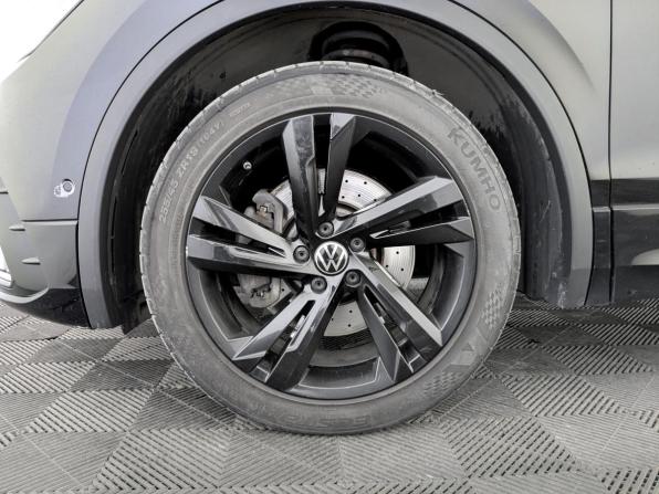 Volkswagen Tiguan II Рестайлинг с пробегом 2021 года, цена 2 999 000 рублей, 170071 км, внедорожник, Автокод Объявления
