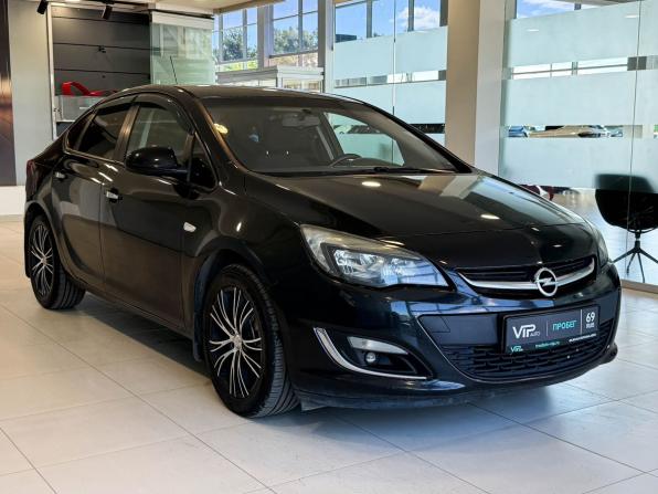Opel Astra J Рестайлинг с пробегом 2012 года, цена 715 000 рублей, 195582 км, седан, Автокод Объявления
