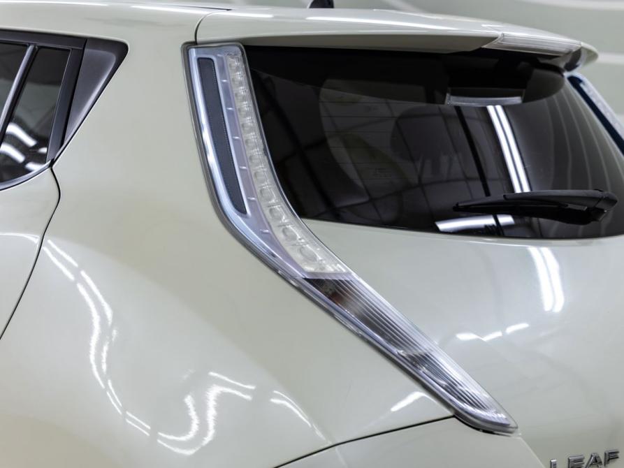 Nissan Leaf I (ZE0/AZE0) Волгоград  - изображение 12
