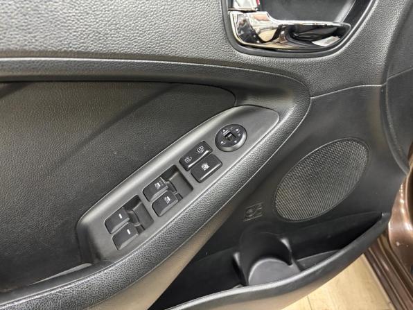 Kia Cerato III с пробегом 2015 года, цена 795 000 рублей, 232812 км, седан, Автокод Объявления