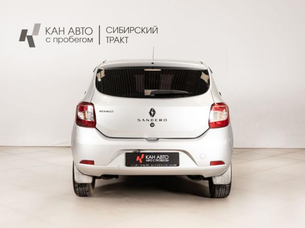 Renault Sandero II с пробегом 2017 года, цена 850 100 рублей, 72239 км, хэтчбек, Автокод Объявления