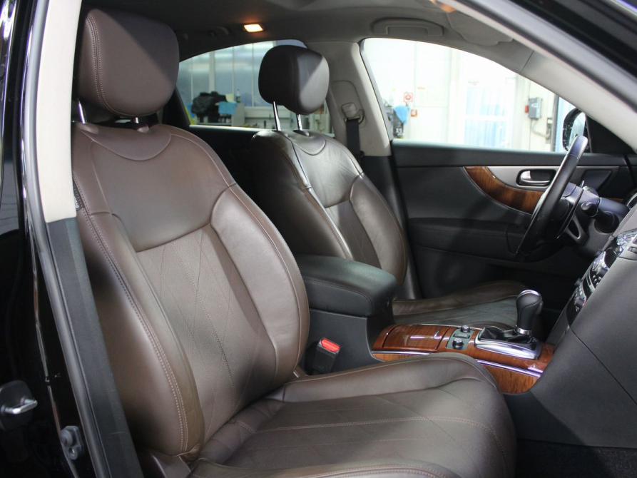 Infiniti QX70 Москва  - изображение 29