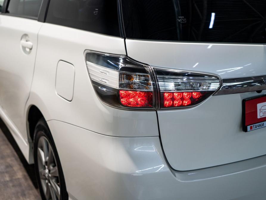 Toyota Wish II Рестайлинг Чита  - изображение 18