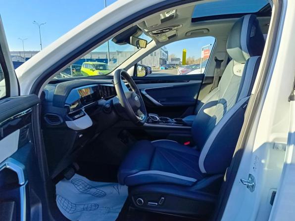 Geely Atlas II с пробегом 2024 года, цена 2 899 995 рублей, 30029 км, внедорожник, Автокод Объявления