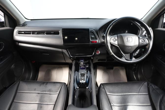 Honda Vezel I с пробегом 2015 года, цена 1 799 000 рублей, 141451 км, внедорожник, Автокод Объявления