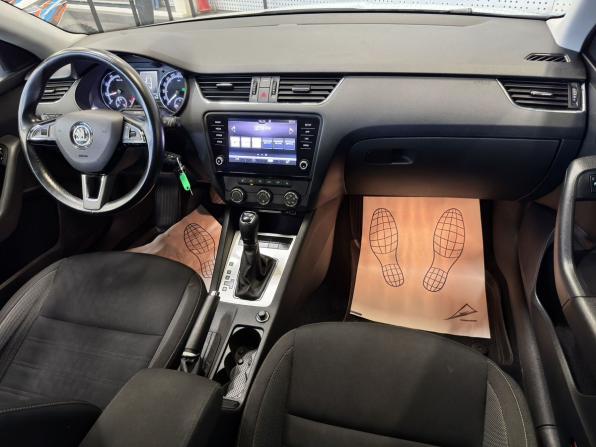 Skoda Octavia III (A7) Рестайлинг с пробегом 2020 года, цена 1 550 000 рублей, 156063 км, лифтбек, Автокод Объявления