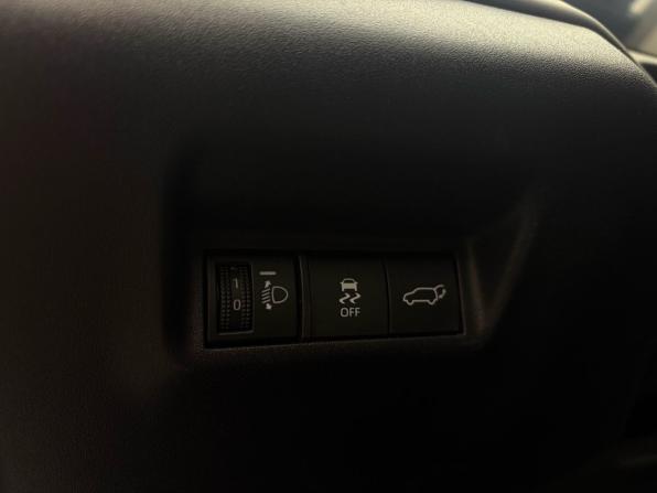 Toyota RAV4 VI (XA60) с пробегом 2026 года, цена 4 499 000 рублей, 69 км, внедорожник, Автокод Объявления