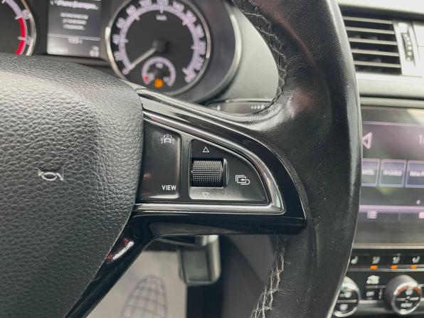 Skoda Octavia III (A7) Рестайлинг с пробегом 2018 года, цена 1 450 000 рублей, 147908 км, лифтбек, Автокод Объявления