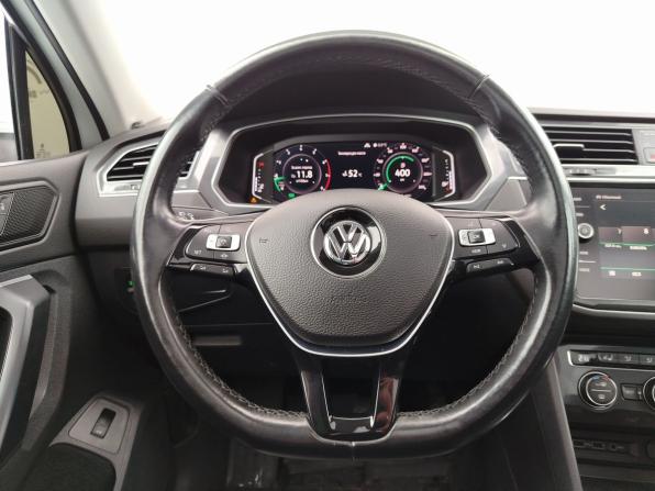 Volkswagen Tiguan II с пробегом 2019 года, цена 2 770 000 рублей, 171459 км, внедорожник, Автокод Объявления