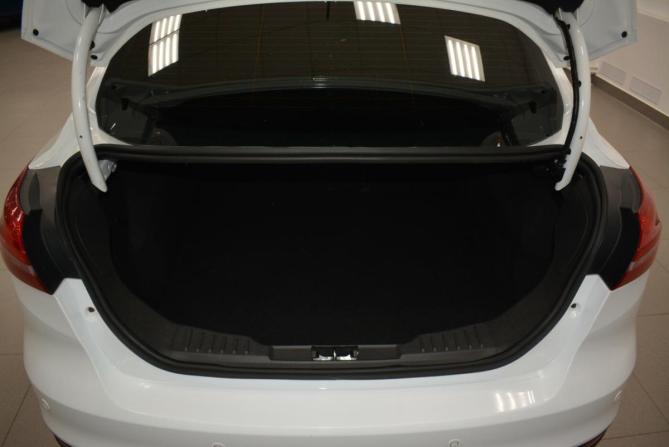 Ford Focus III Рестайлинг с пробегом 2015 года, цена 899 000 рублей, 147000 км, седан, Автокод Объявления