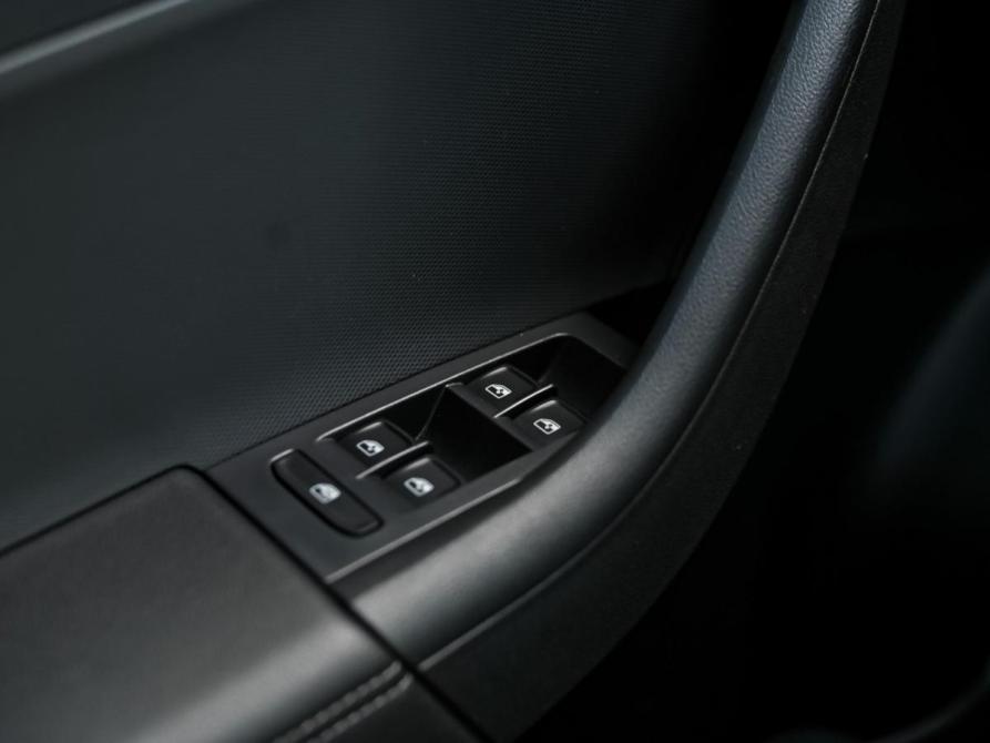 Volkswagen Polo VI Санкт-Петербург  - изображение 11
