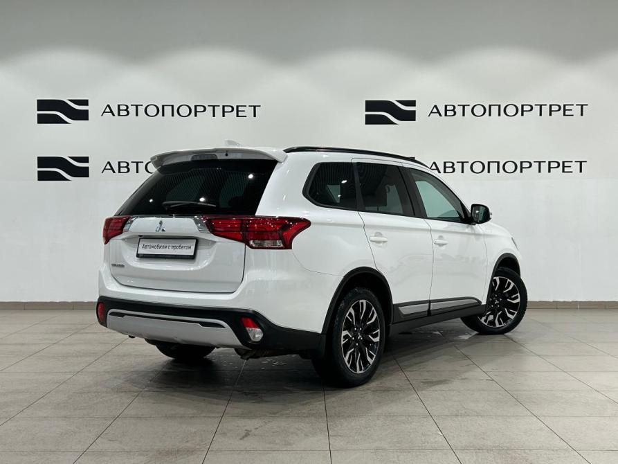 Mitsubishi Outlander III Рестайлинг 3 Санкт-Петербург  - изображение 7