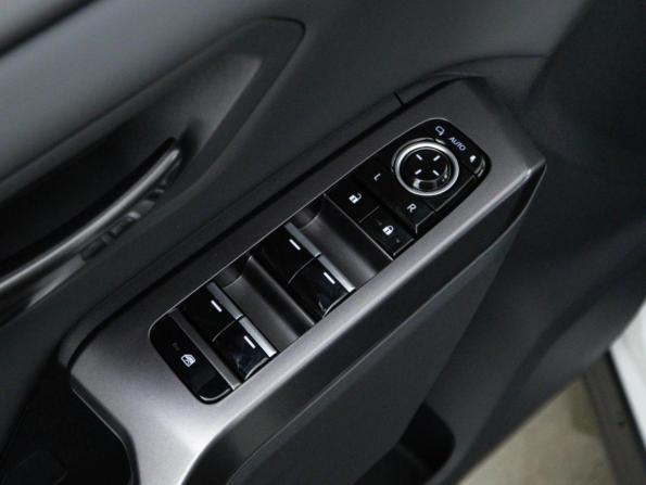 Toyota RAV4 VI (XA60) с пробегом 2026 года, цена 4 380 050 рублей, 8 км, внедорожник, Автокод Объявления