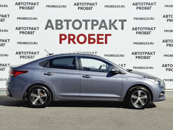 Hyundai Solaris II с пробегом 2017 года, цена 1 047 000 рублей, 238257 км, седан, Автокод Объявления