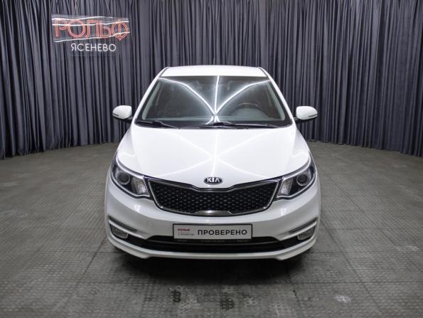 Kia Rio III Рестайлинг с пробегом 2016 года, цена 1 198 000 рублей, 88242 км, седан, Автокод Объявления