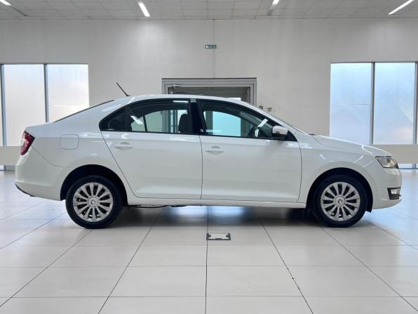 Skoda Rapid I Рестайлинг с пробегом 2019 года, цена 1 380 000 рублей, 87997 км, лифтбек, Автокод Объявления
