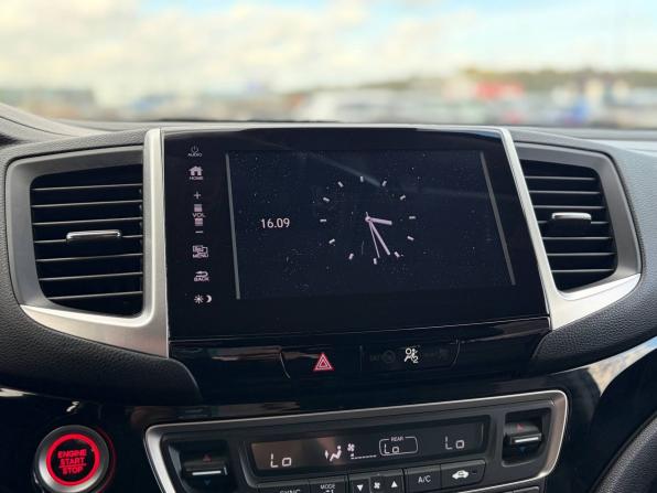 Honda Pilot III с пробегом 2018 года, цена 2 575 000 рублей, 243000 км, внедорожник, Автокод Объявления