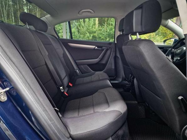 Volkswagen Passat B7 с пробегом 2012 года, цена 1 099 500 рублей, 212000 км, седан, Автокод Объявления
