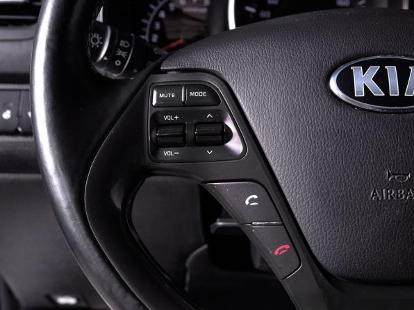 Kia Rio III Рестайлинг с пробегом 2015 года, цена 945 000 рублей, 138100 км, седан, Автокод Объявления