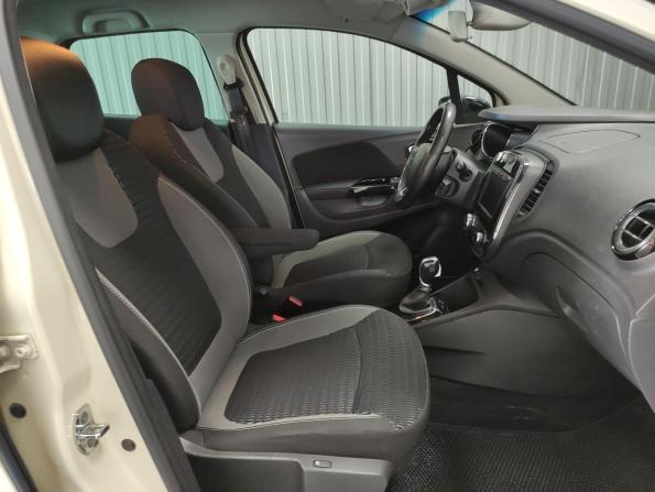 Renault Kaptur I с пробегом 2019 года, цена 1 185 000 рублей, 142000 км, внедорожник, Автокод Объявления