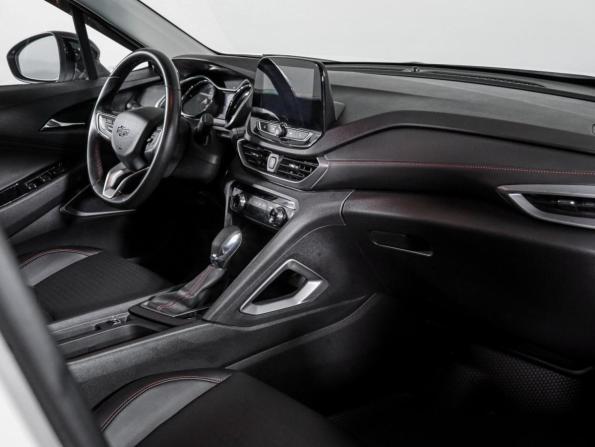 Chevrolet Orlando II с пробегом 2019 года, цена 2 199 000 рублей, 59300 км, компактвэн, Автокод Объявления