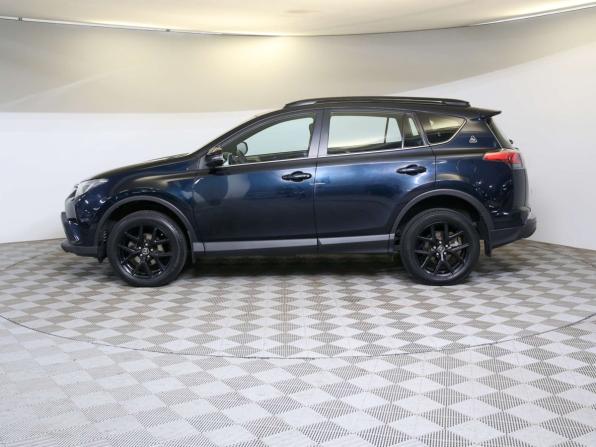Toyota RAV4 IV (XA40) Рестайлинг с пробегом 2018 года, цена 2 450 000 рублей, 125006 км, внедорожник, Автокод Объявления