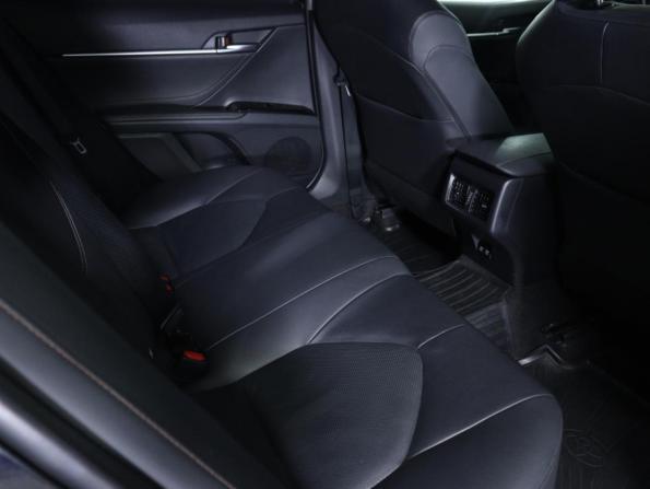 Toyota Camry VIII (XV70) с пробегом 2019 года, цена 2 420 000 рублей, 142460 км, седан, Автокод Объявления
