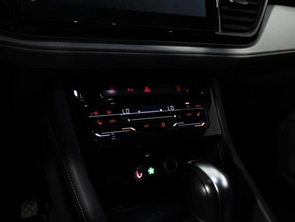 Jetta VS7 I Рестайлинг 1 с пробегом 2022 года, цена 2 149 700 рублей, 57948 км, внедорожник, Автокод Объявления