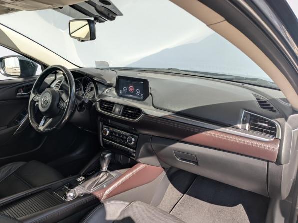 Mazda 6 III (GJ) Рестайлинг с пробегом 2017 года, цена 2 350 000 рублей, 75243 км, седан, Автокод Объявления