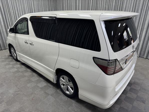 Toyota Vellfire I с пробегом 2011 года, цена 2 650 000 рублей, 190113 км, минивэн, Автокод Объявления