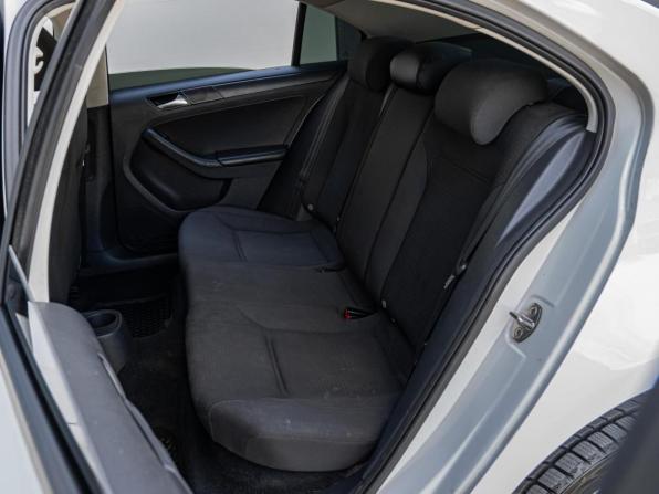 Volkswagen Jetta VI с пробегом 2015 года, цена 960 000 рублей, 268880 км, седан, Автокод Объявления