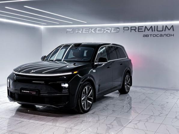 Li Auto (Lixiang) L9 I с пробегом 2024 года, цена 6 500 000 рублей, 45154 км, внедорожник, Автокод Объявления