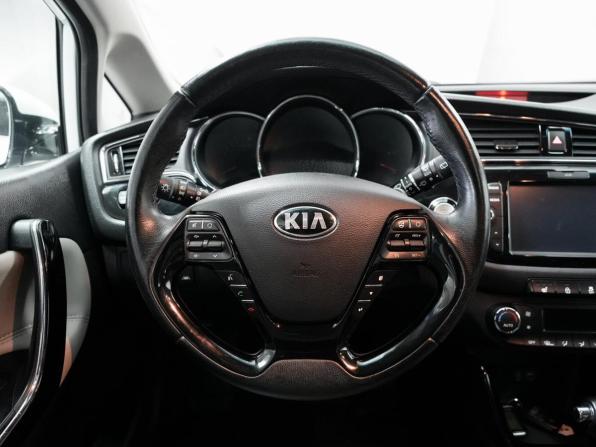 Kia Ceed II Рестайлинг с пробегом 2018 года, цена 1 550 000 рублей, 89291 км, универсал, Автокод Объявления