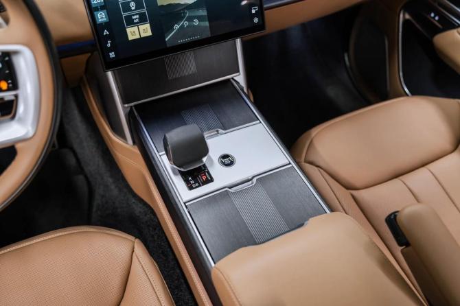 Новый Land Rover Range Rover V 2025 года, цена 23 490 000 рублей, внедорожник, Автокод Объявления