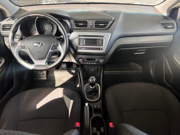 Kia Rio III Рестайлинг с пробегом 2016 года, цена 995 000 рублей, 165531 км, седан, Автокод Объявления